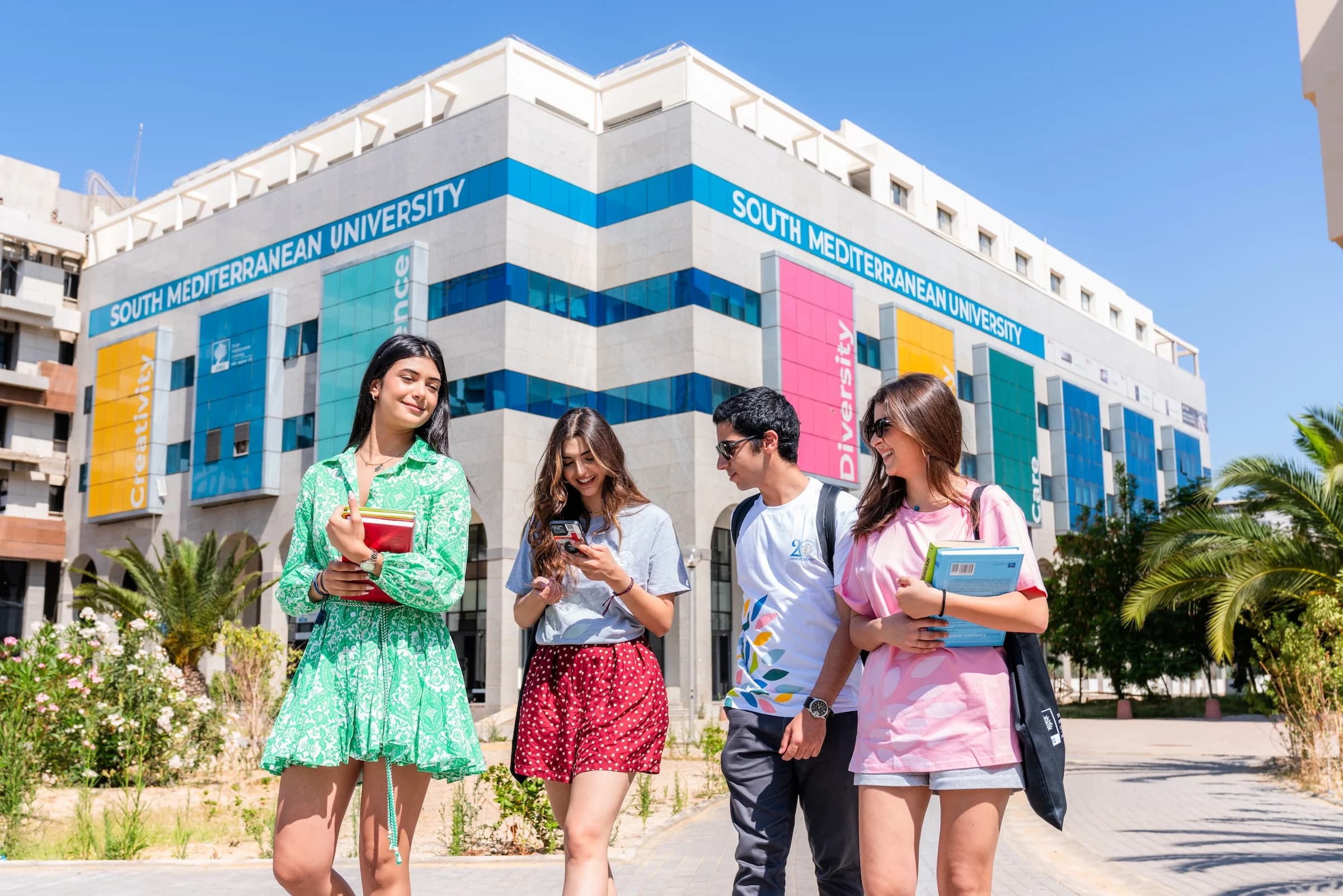 Students collaborating in a learning environment